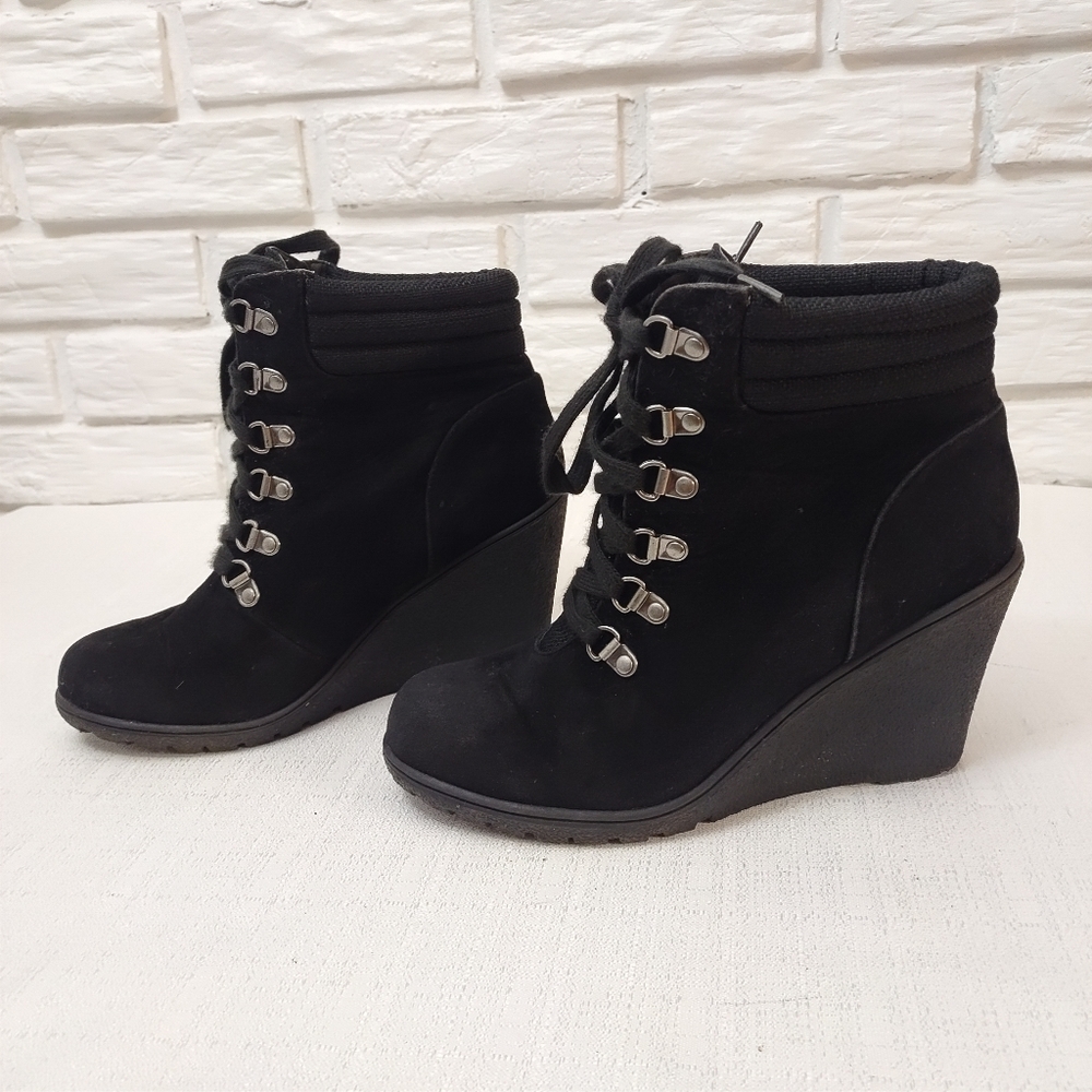 Shoe Dazzle Black Wedge Booties Size 8.5